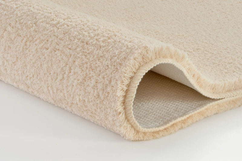 Miljövänlig badrumsmatta i beige, återvunnen polyester