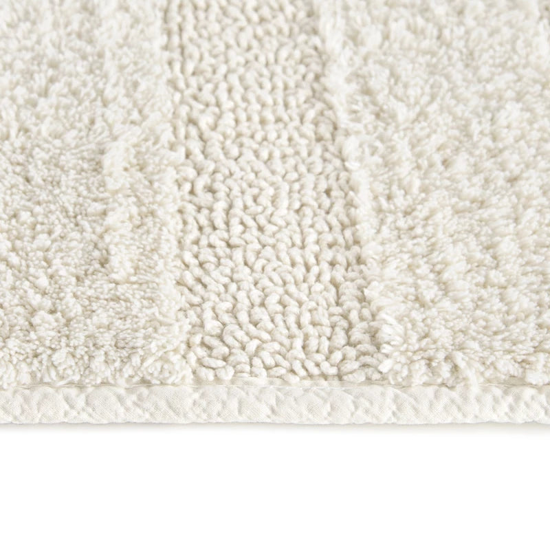 badrumsmatta newplus i högkvalitativ 100% bomull, närbild